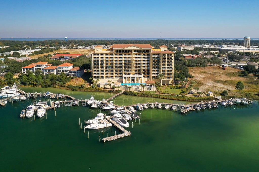 37 of 40 - 770 Harbor Boulevard 4c, Destin, FL