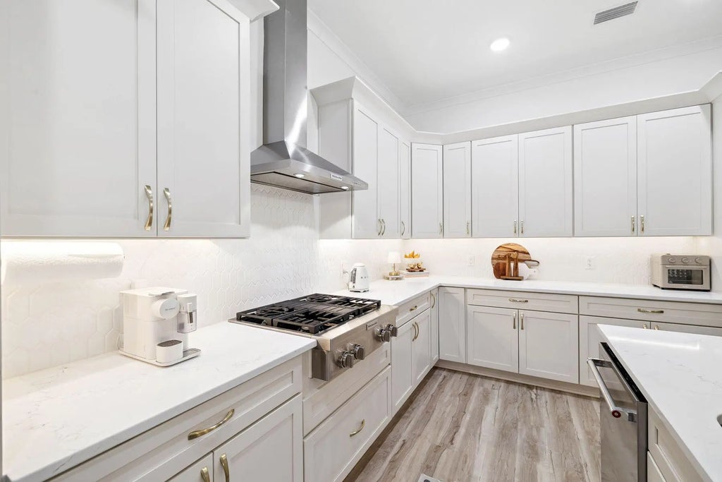 16 of 39 - 160 N J Hunter's Way, Freeport, FL