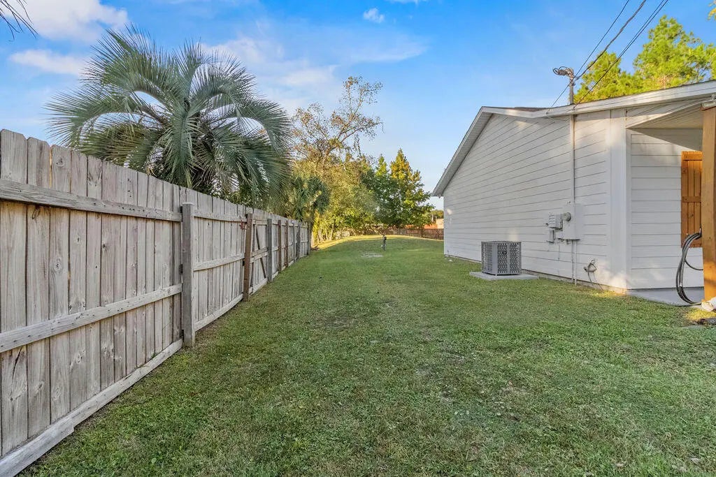 25 of 38 - 8240 Sevilla Street, Navarre, FL