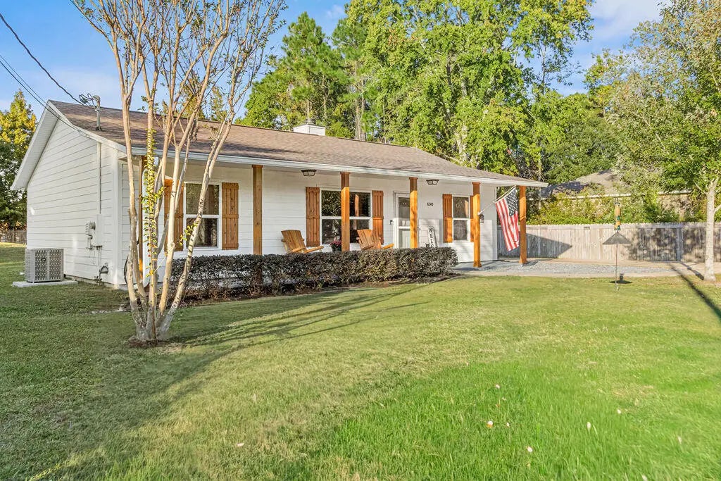 26 of 38 - 8240 Sevilla Street, Navarre, FL