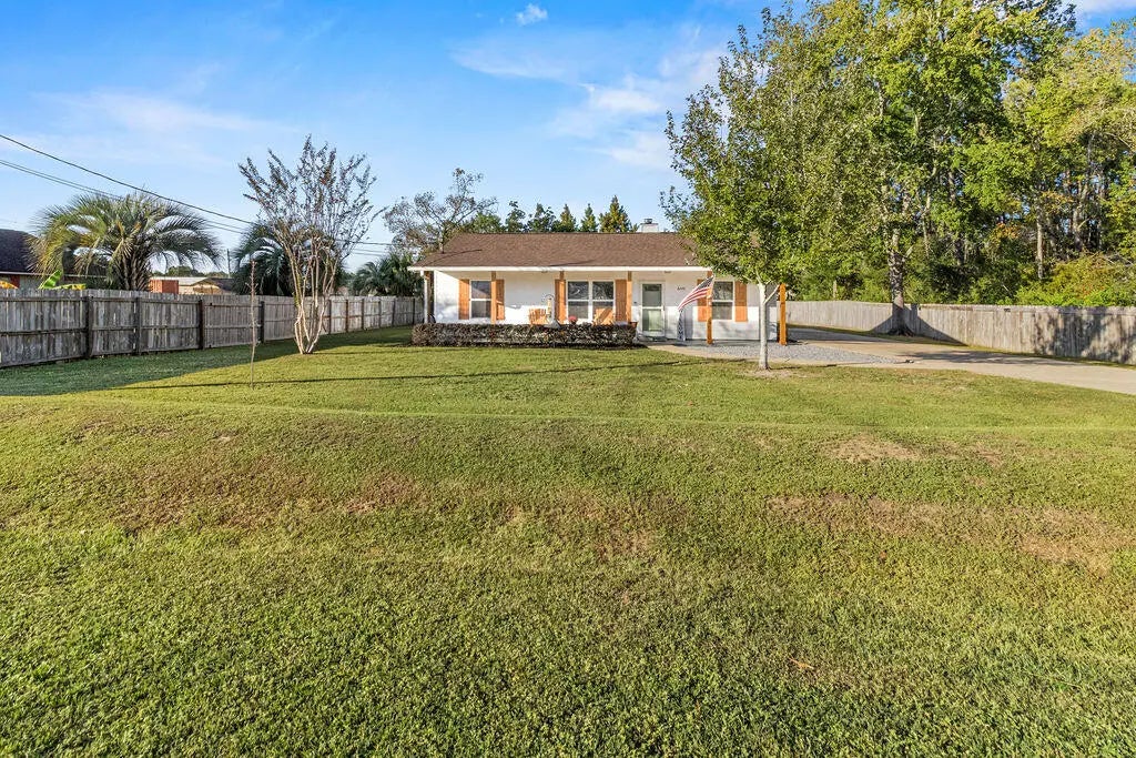 3 of 38 - 8240 Sevilla Street, Navarre, FL