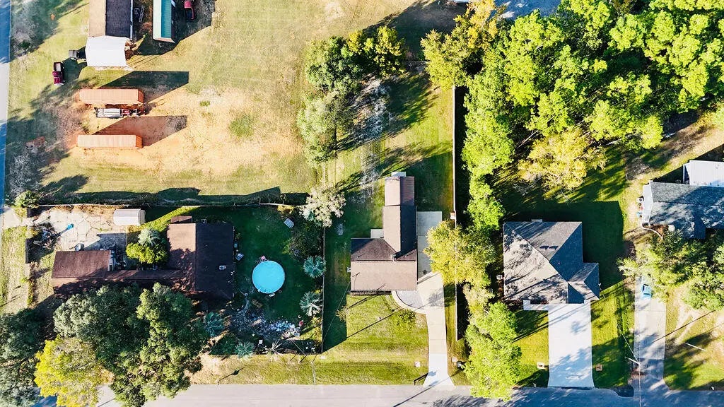 36 of 38 - 8240 Sevilla Street, Navarre, FL