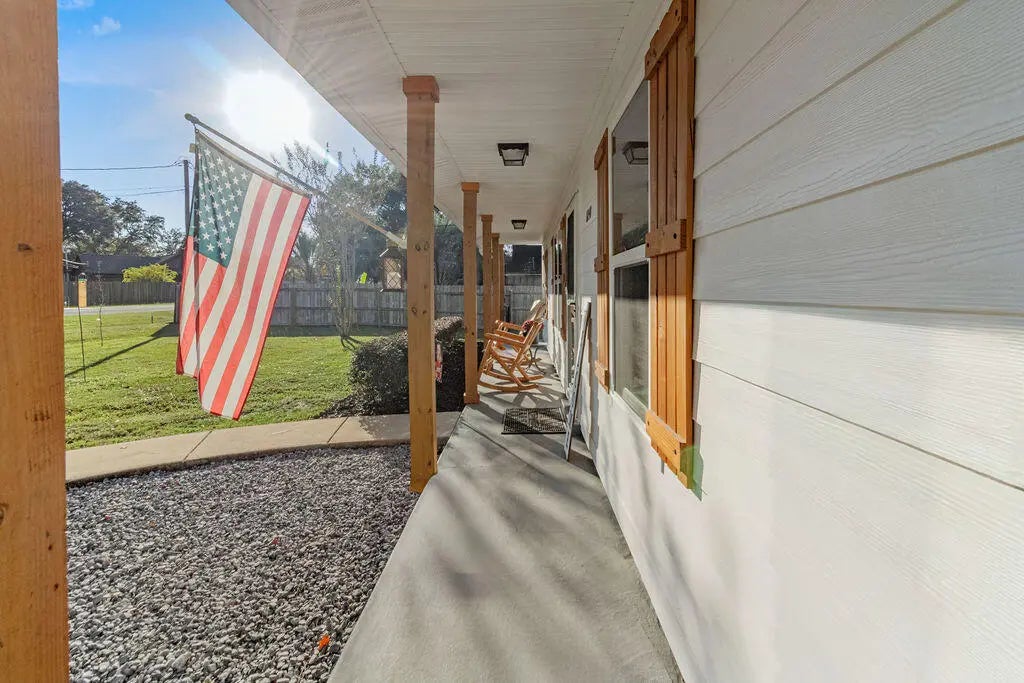 6 of 38 - 8240 Sevilla Street, Navarre, FL
