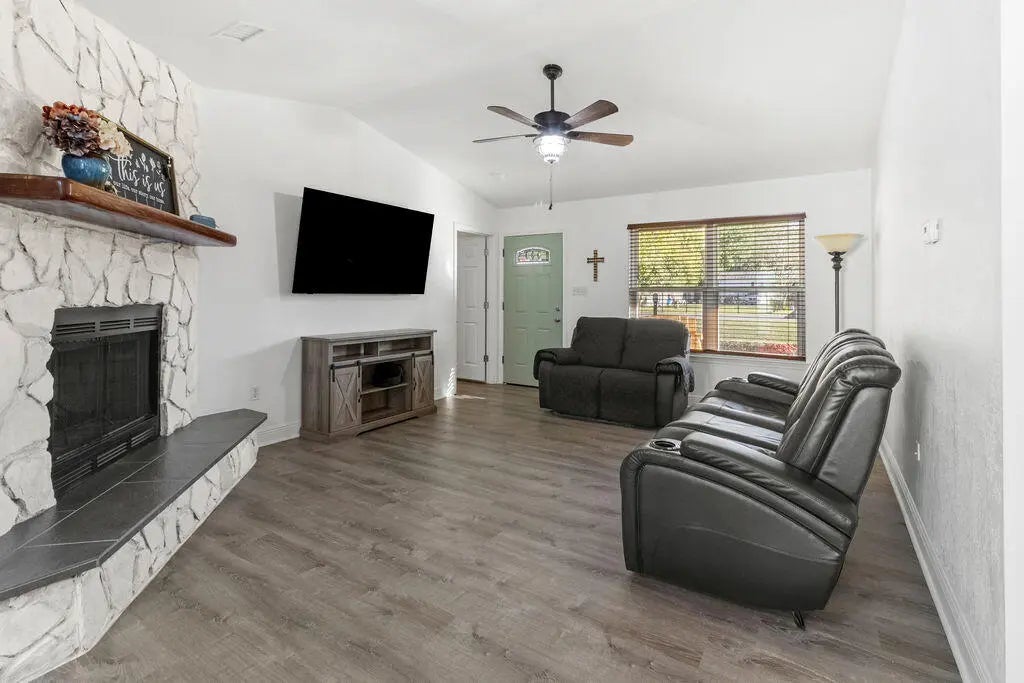 7 of 38 - 8240 Sevilla Street, Navarre, FL