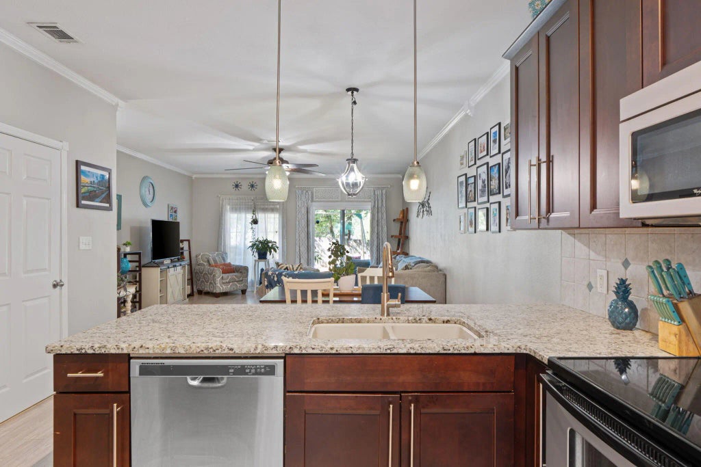 17 of 59 - 2711 Bay Club Drive, Navarre, FL