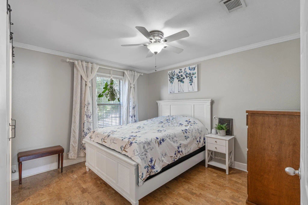 23 of 59 - 2711 Bay Club Drive, Navarre, FL