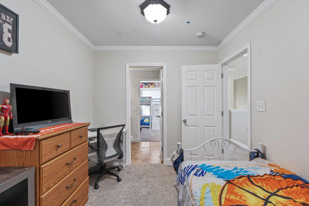 33 of 59 - 2711 Bay Club Drive, Navarre, FL