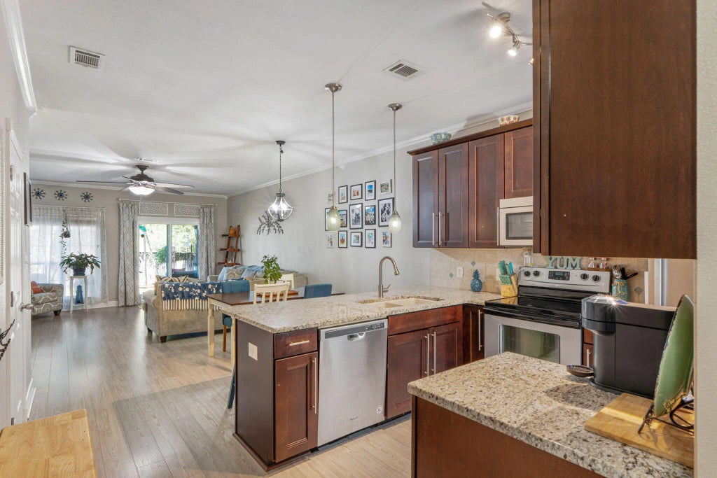 7 of 59 - 2711 Bay Club Drive, Navarre, FL