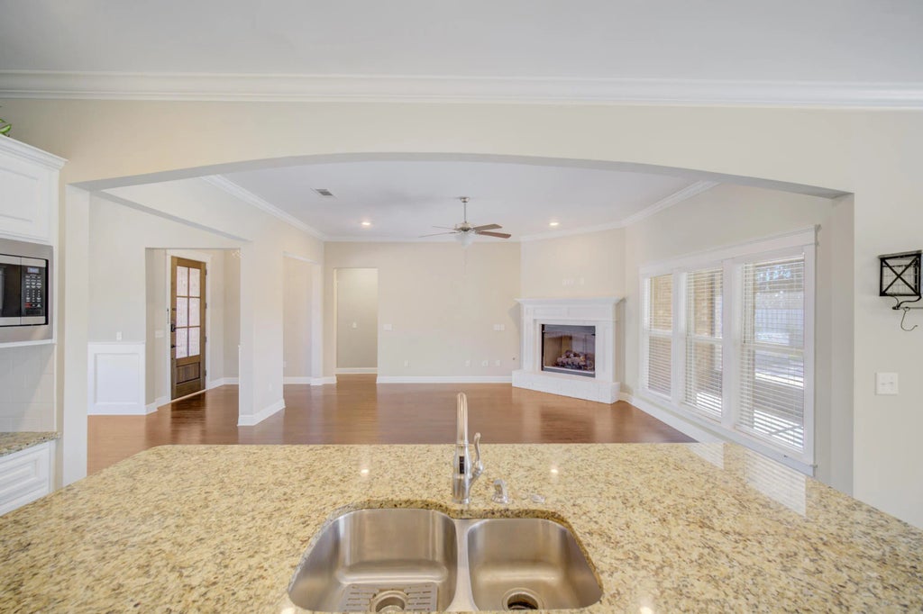 15 of 59 - 136 Buxtons Way, Freeport, FL