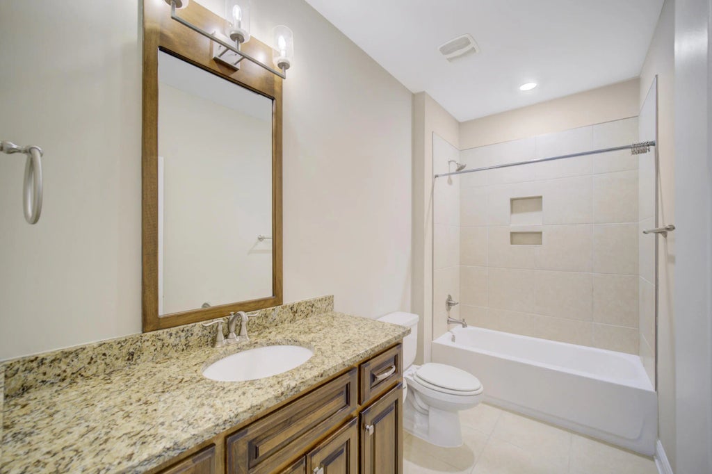 29 of 59 - 136 Buxtons Way, Freeport, FL