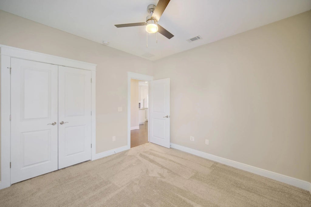 31 of 59 - 136 Buxtons Way, Freeport, FL