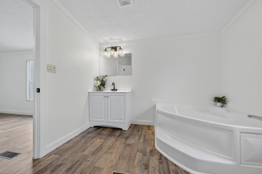 24 of 39 - 4580 Rainbird Rise Road, Crestview, FL