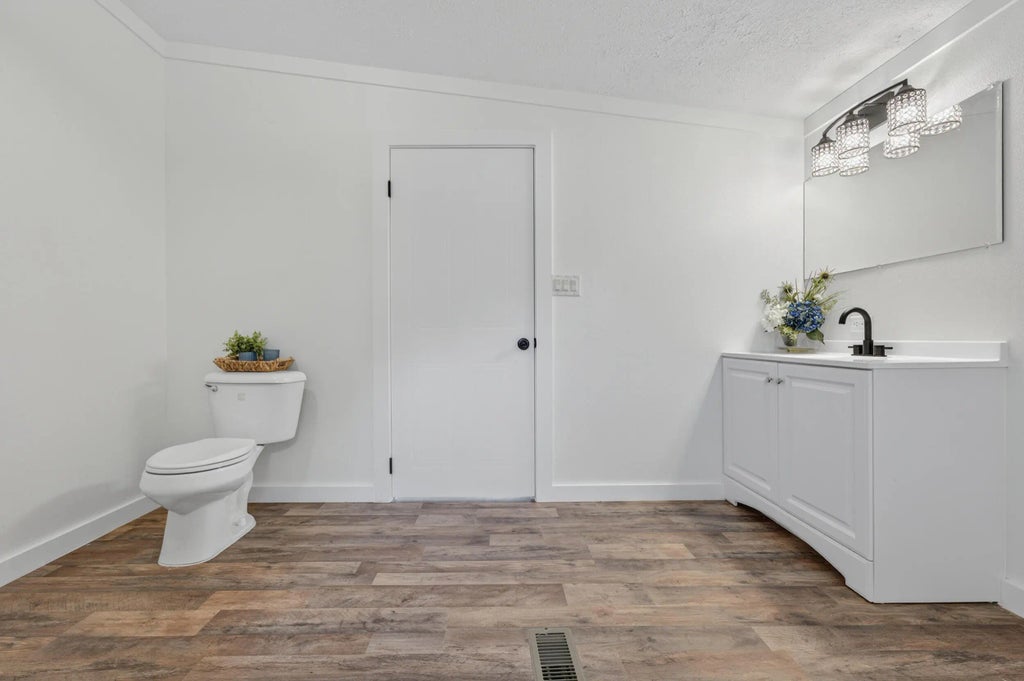 26 of 39 - 4580 Rainbird Rise Road, Crestview, FL