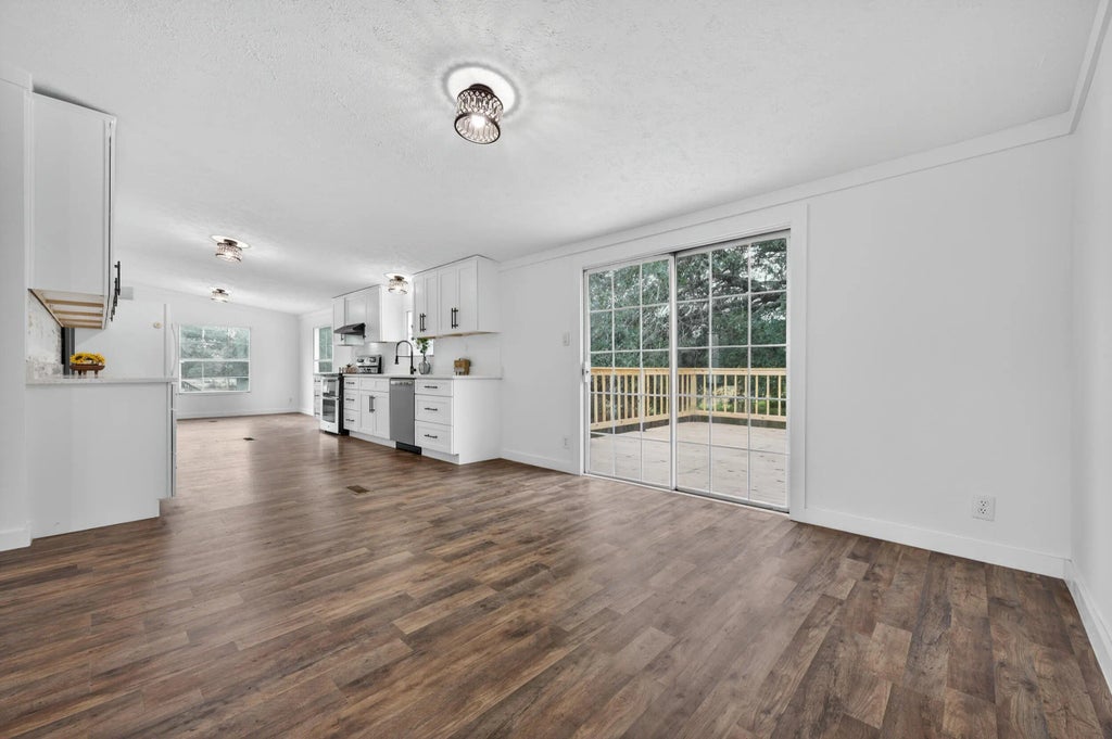 8 of 39 - 4580 Rainbird Rise Road, Crestview, FL