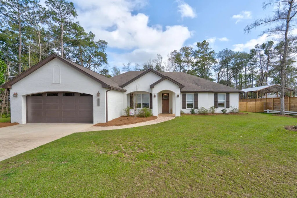 1 of 45 - 184 Magnolia Drive, Freeport, FL