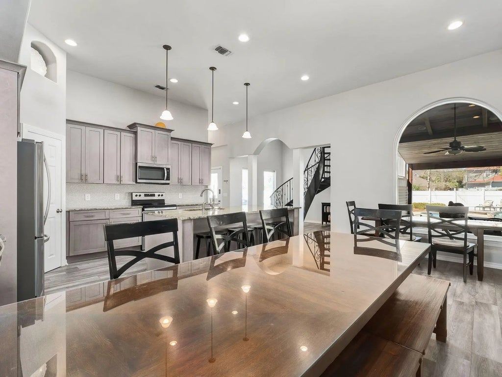 9 of 48 - 4583 Luke Avenue, Destin, FL