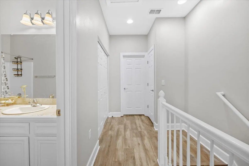 19 of 37 - 15284 331 Business Highway 12e, Freeport, FL