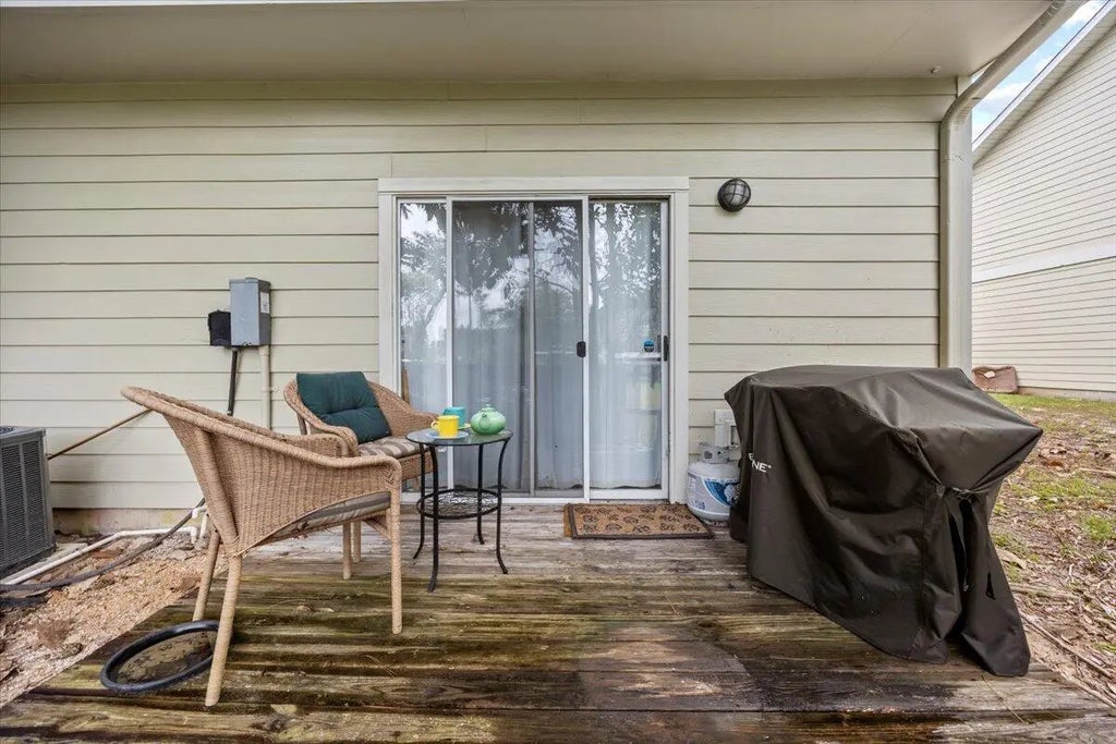 27 of 37 - 15284 331 Business Highway 12e, Freeport, FL