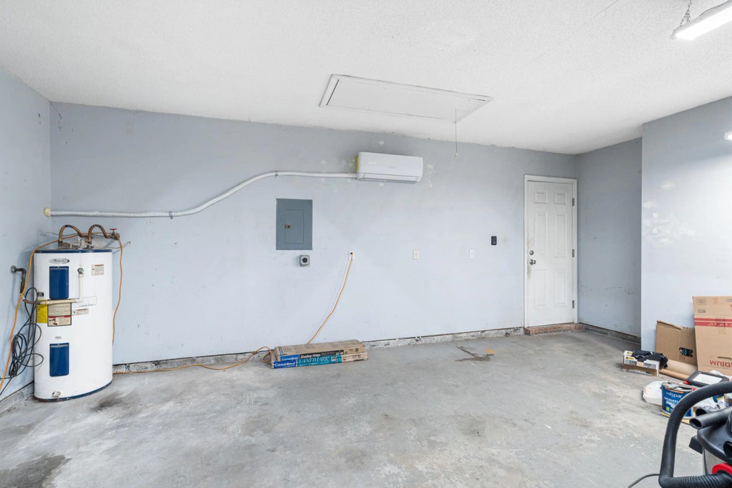 24 of 38 - 7933 Skyview Boulevard, Navarre, FL