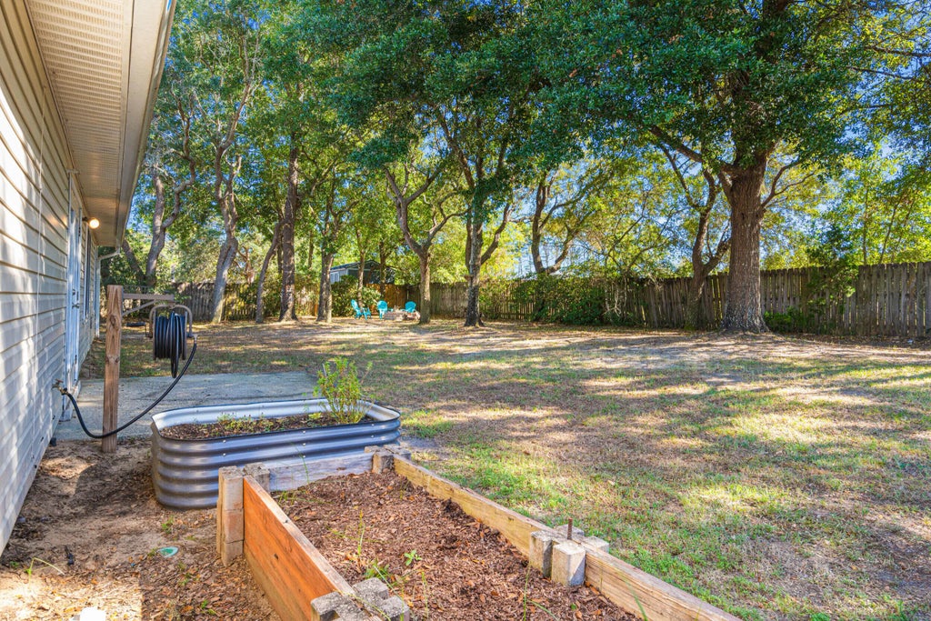 29 of 38 - 7933 Skyview Boulevard, Navarre, FL
