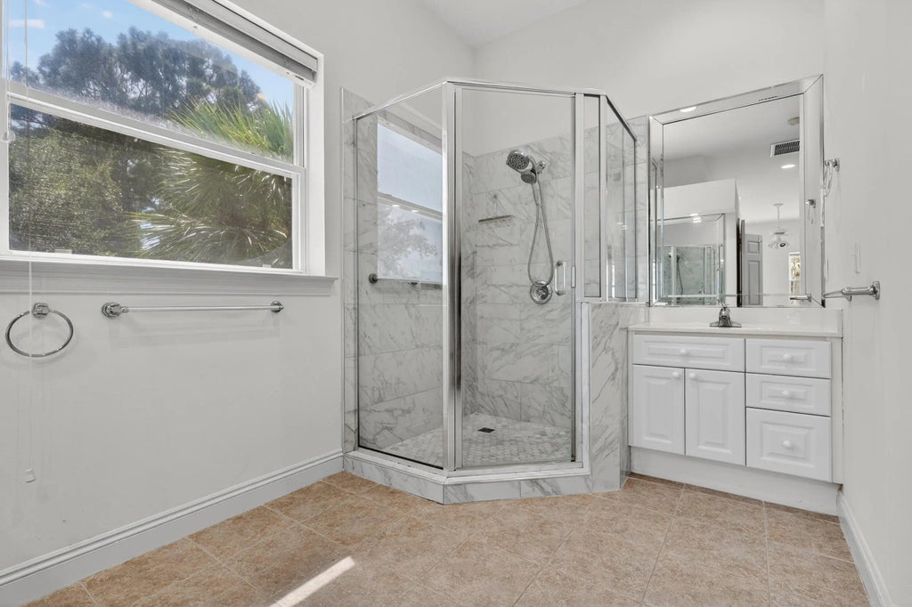 18 of 44 - 323 Bay Circle Drive, Santa Rosa Beach, FL