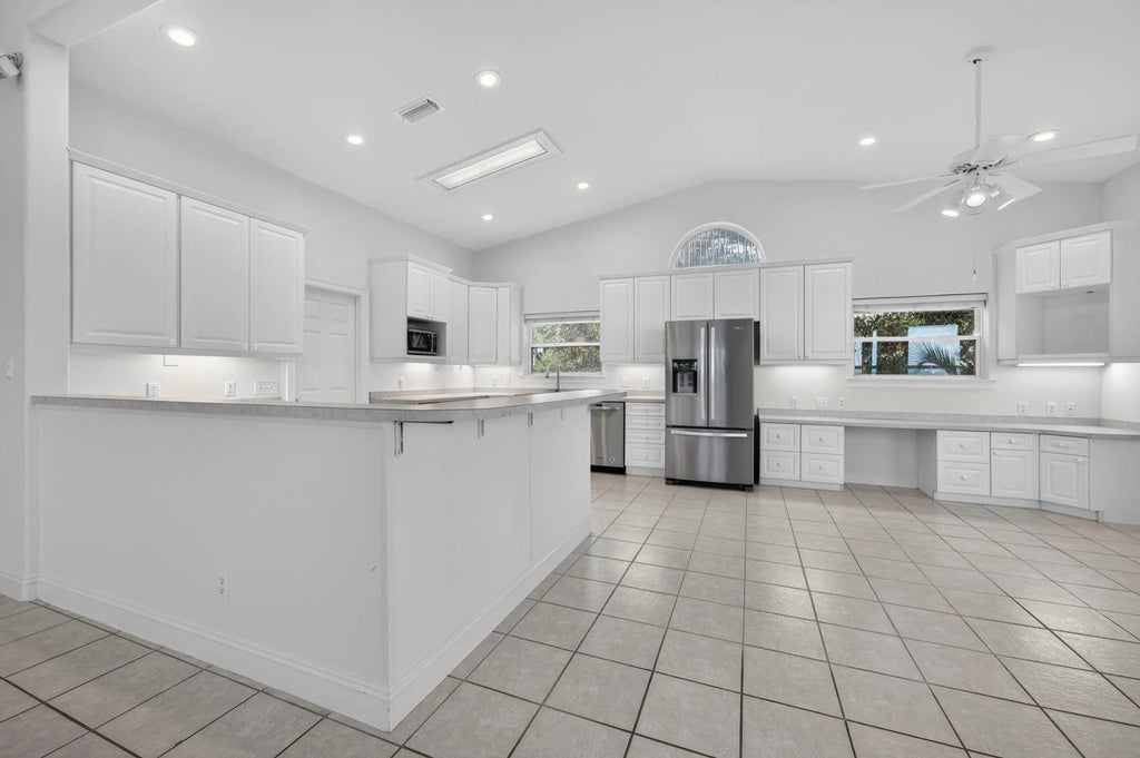 9 of 44 - 323 Bay Circle Drive, Santa Rosa Beach, FL