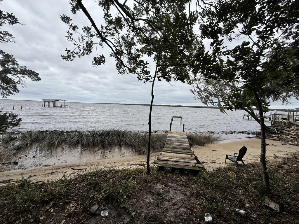 3 of 10 - 00 Oak Harbor Drive, Navarre, FL