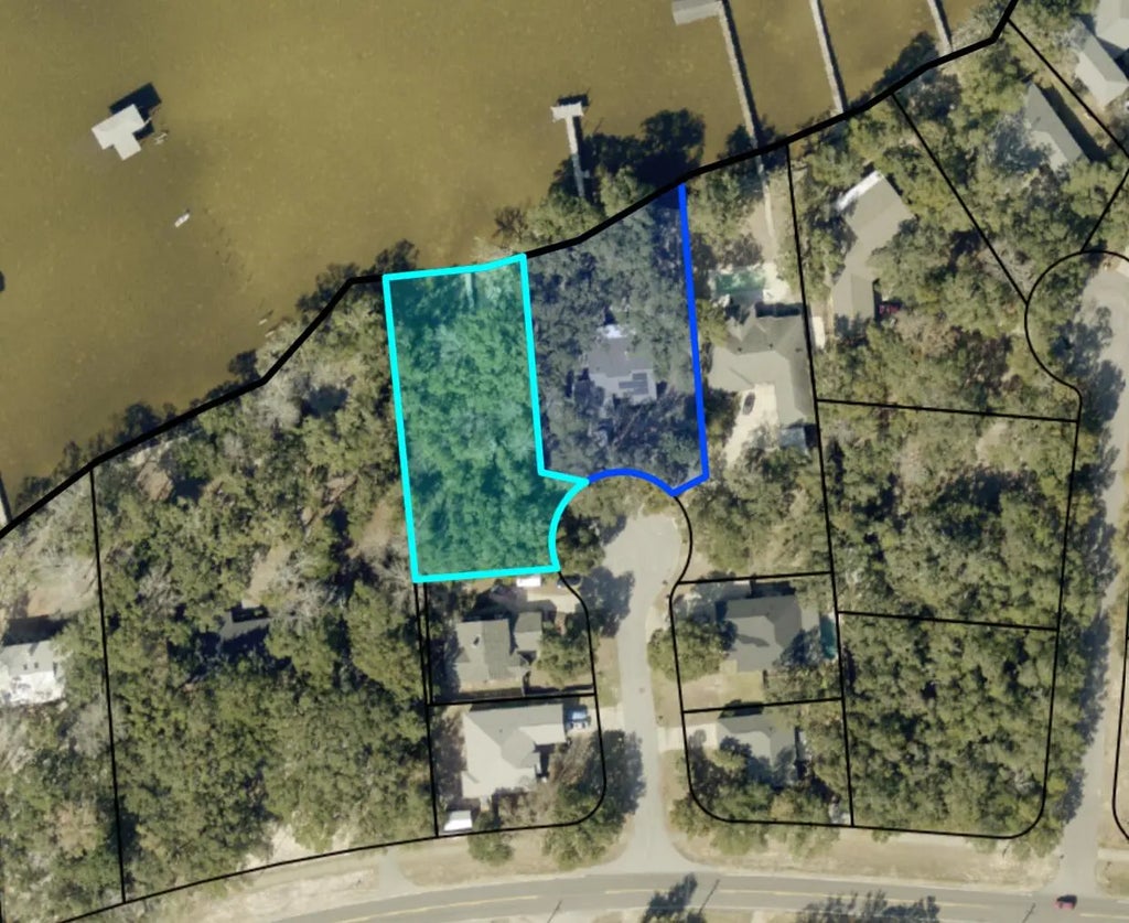 4 of 10 - 00 Oak Harbor Drive, Navarre, FL