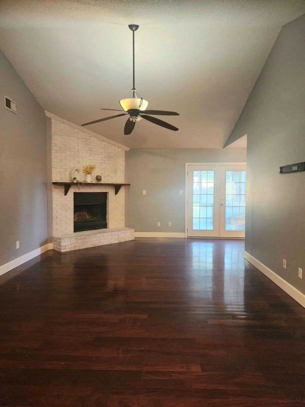 5 of 40 - 402 Celeste Court, Mary Esther, FL