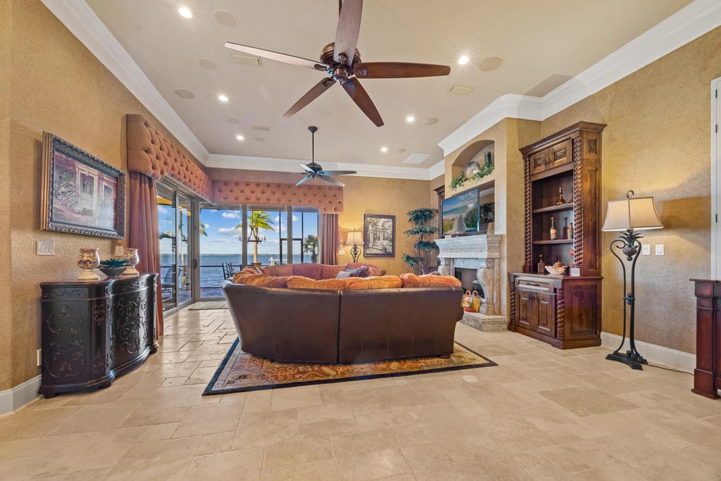 29 of 103 - 446 Admiral Court, Destin, FL