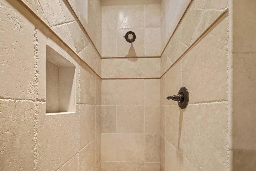 83 of 103 - 446 Admiral Court, Destin, FL