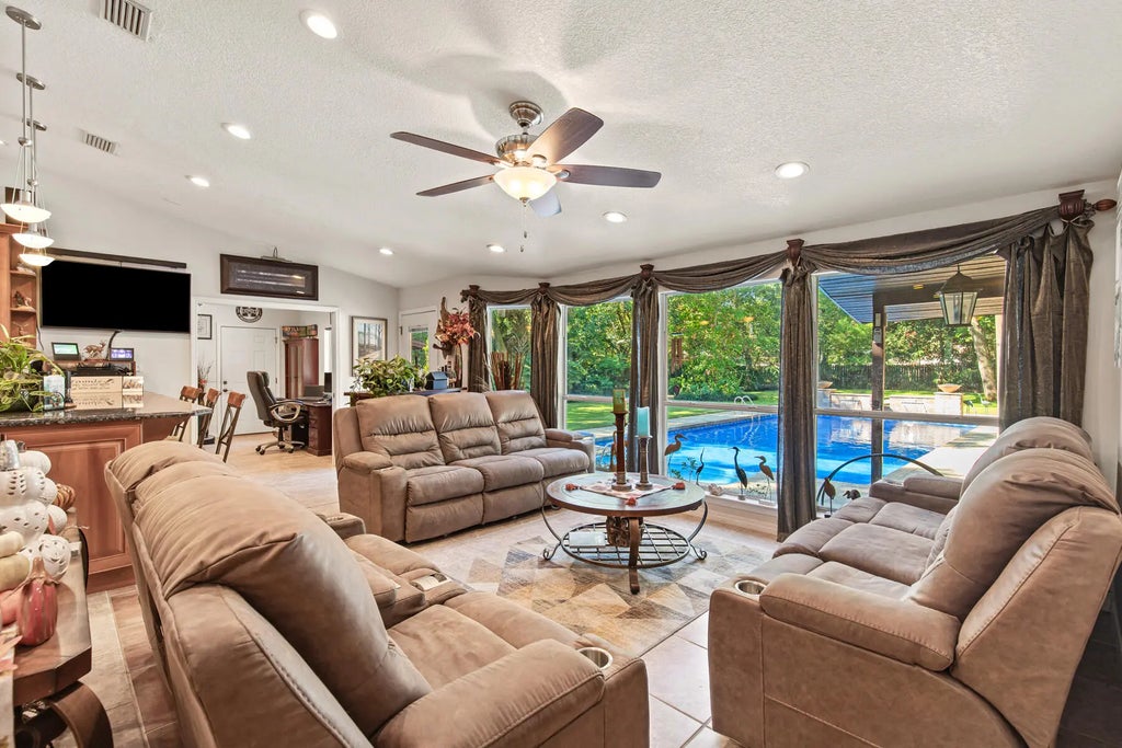 6 of 29 - 30 Se Bay Drive, Fort Walton Beach, FL