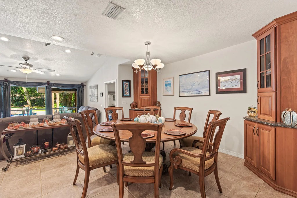 8 of 29 - 30 Se Bay Drive, Fort Walton Beach, FL