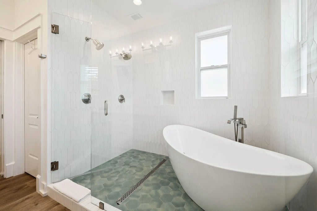 39 of 70 - 1984 S Co Hwy 83, Santa Rosa Beach, FL