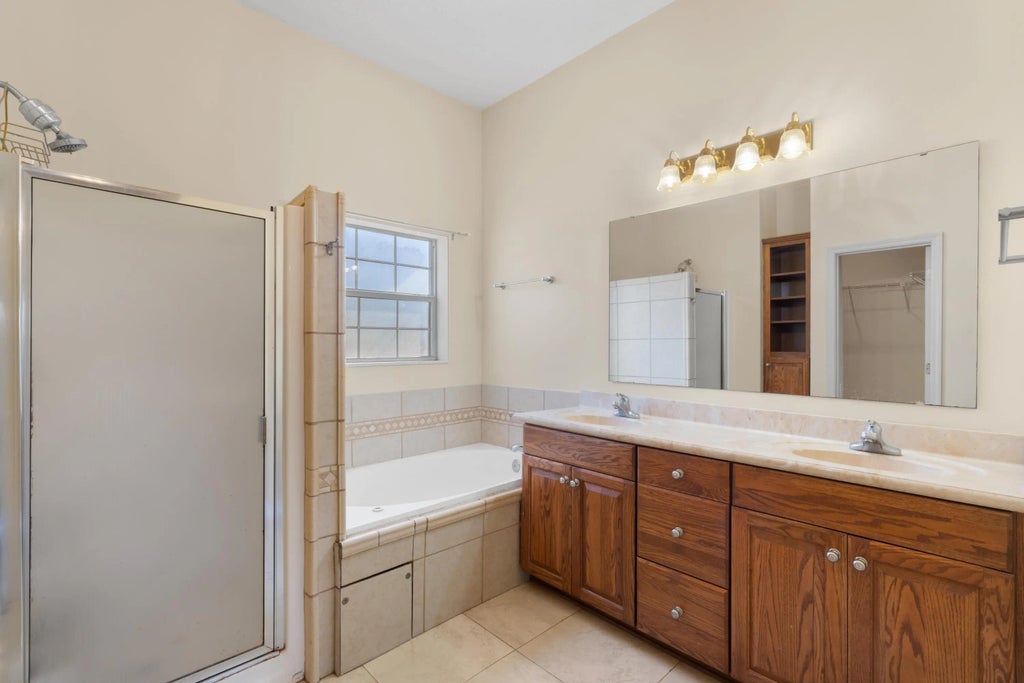 13 of 22 - 46 Brenda Lane, Mary Esther, FL