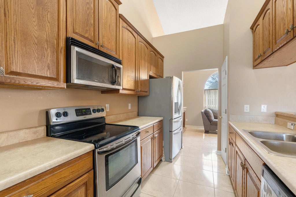 7 of 22 - 46 Brenda Lane, Mary Esther, FL