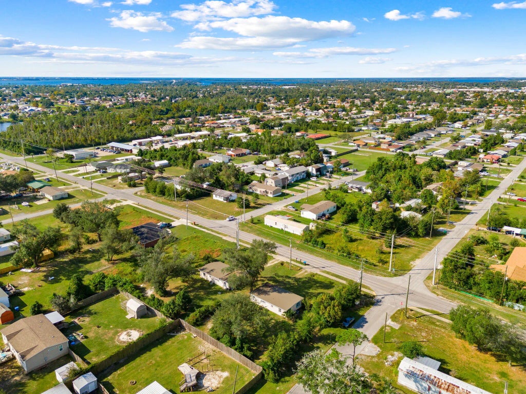 41 of 43 - 213 S Berthe Avenue, Panama City, FL