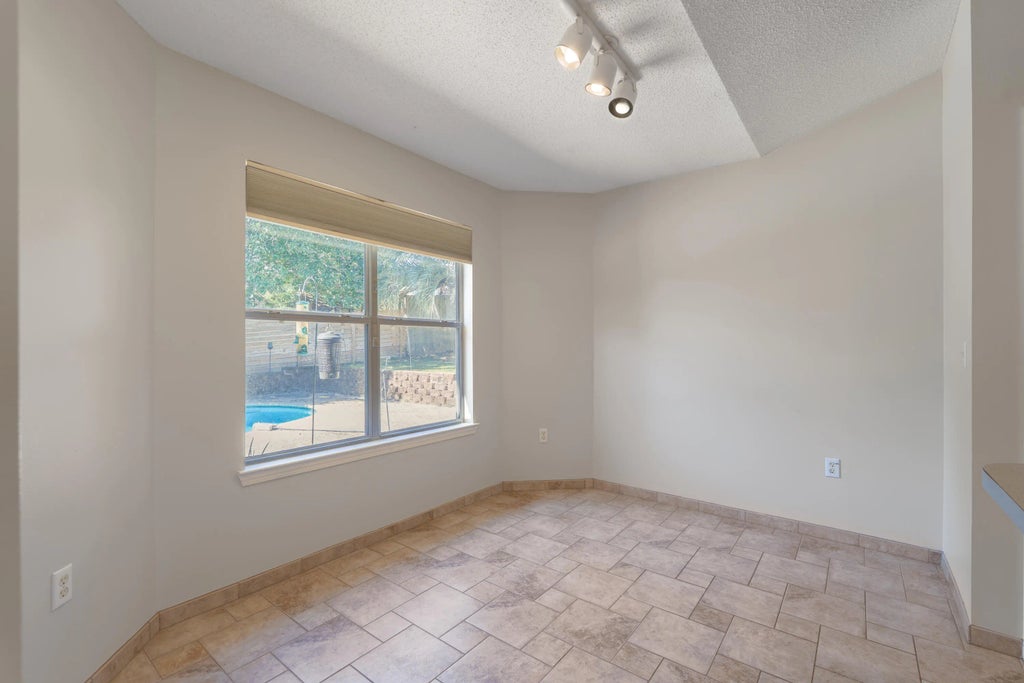 12 of 34 - 4759 Connor Drive, Crestview, FL