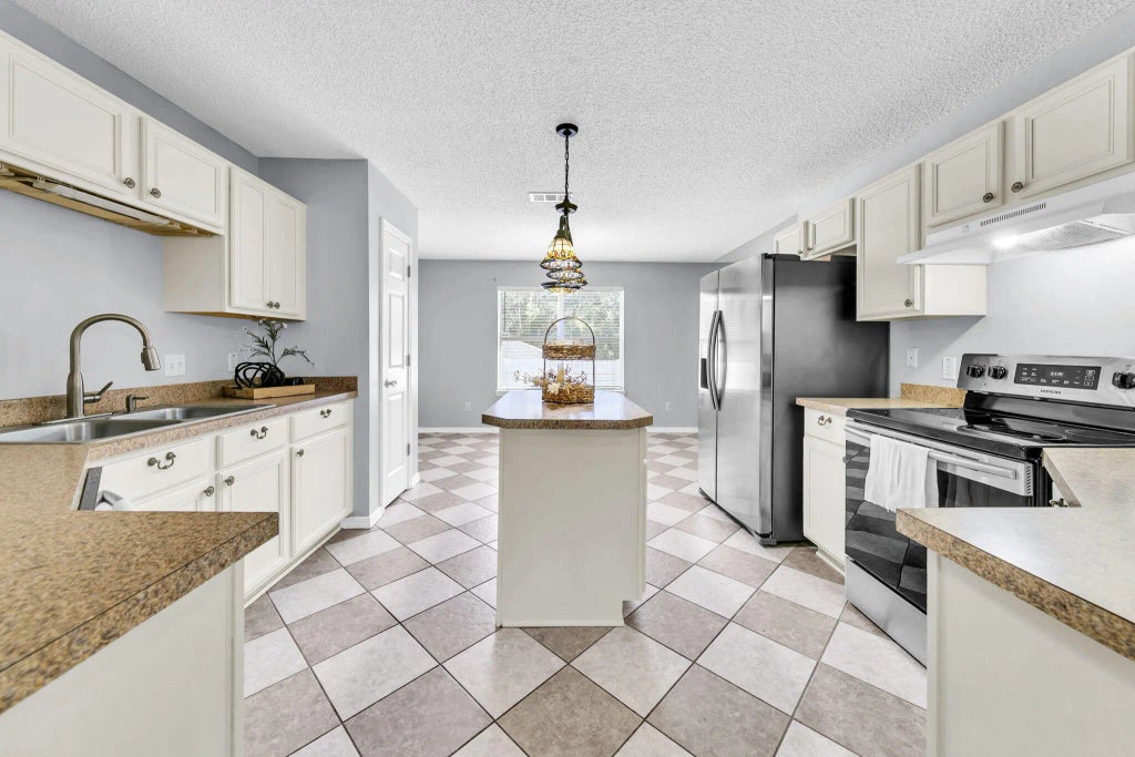 10 of 30 - 406 Hatchee Drive Drive, Crestview, FL