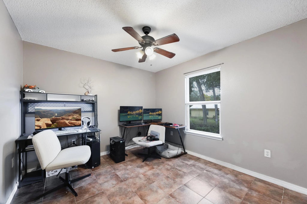 10 of 19 - 203 8th Avenue, Crestview, FL