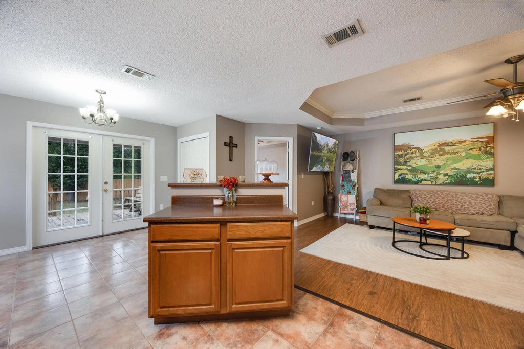 5 of 19 - 203 8th Avenue, Crestview, FL