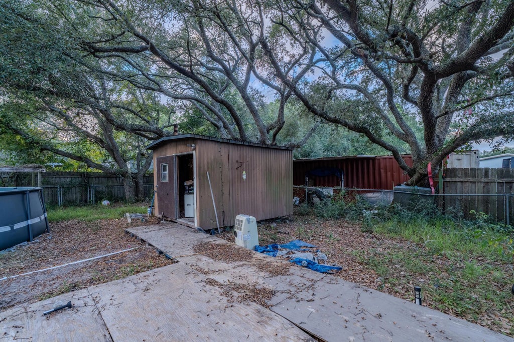 10 of 17 - 2737 Teepee Road, Navarre, FL