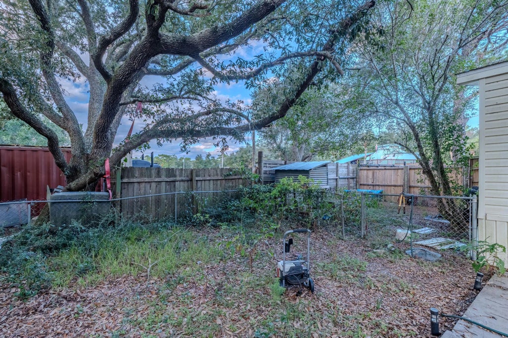 9 of 17 - 2737 Teepee Road, Navarre, FL