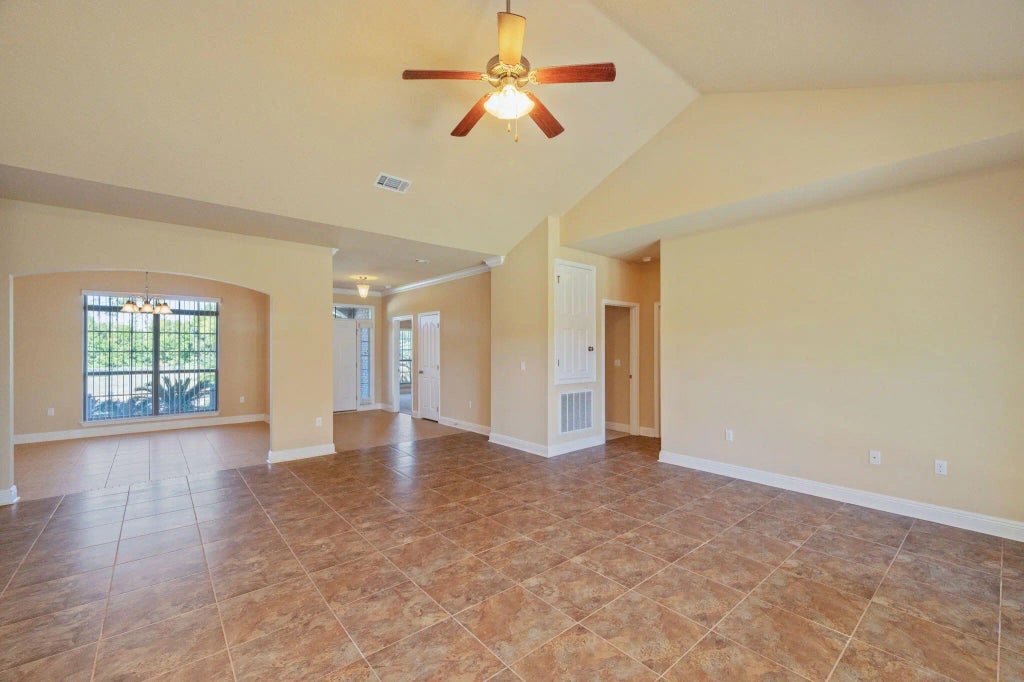 10 of 45 - 260 Paradise Palm Circle, Crestview, FL