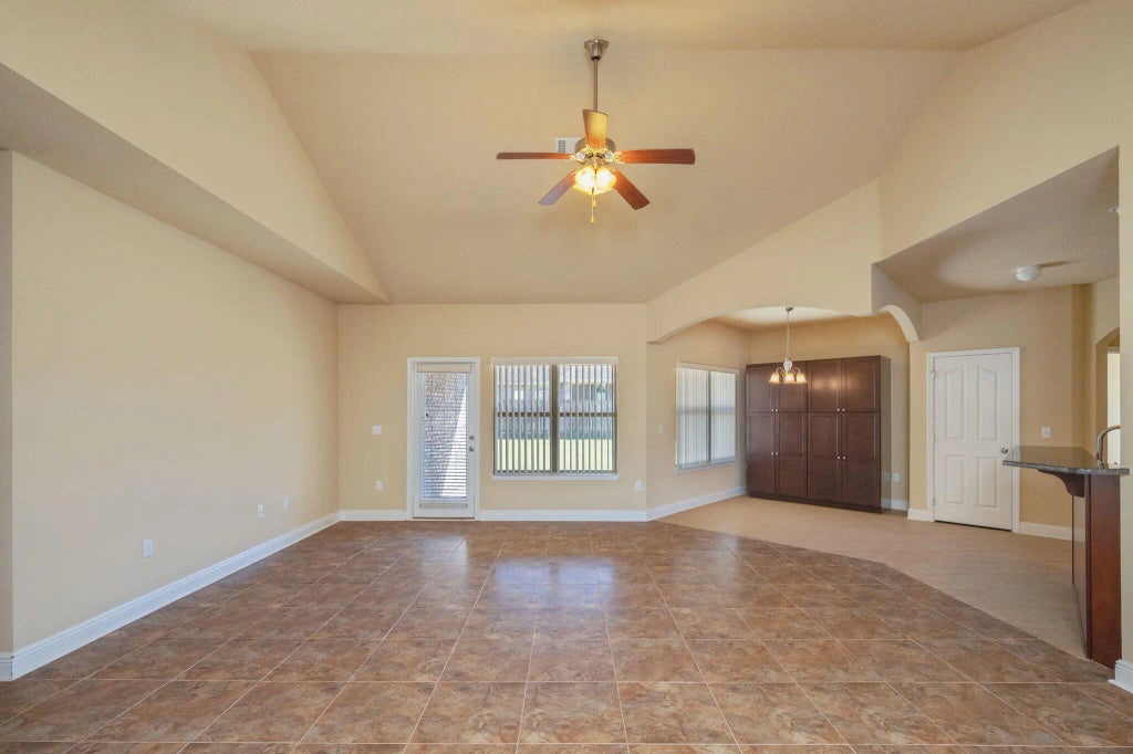 6 of 45 - 260 Paradise Palm Circle, Crestview, FL