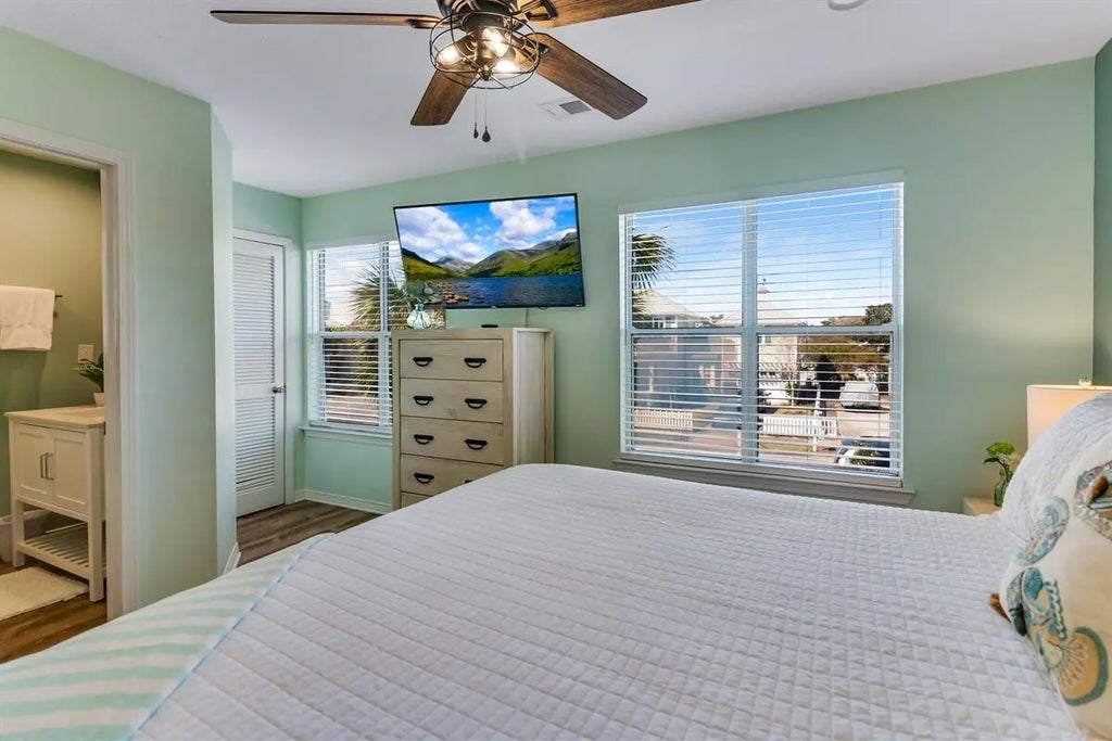 26 of 38 - 4453 Clipper Cove, Destin, FL