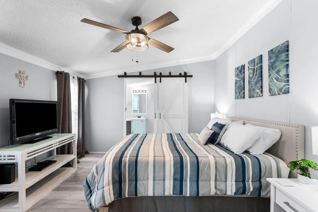 16 of 34 - 688 Malaga Place, Panama City Beach, FL