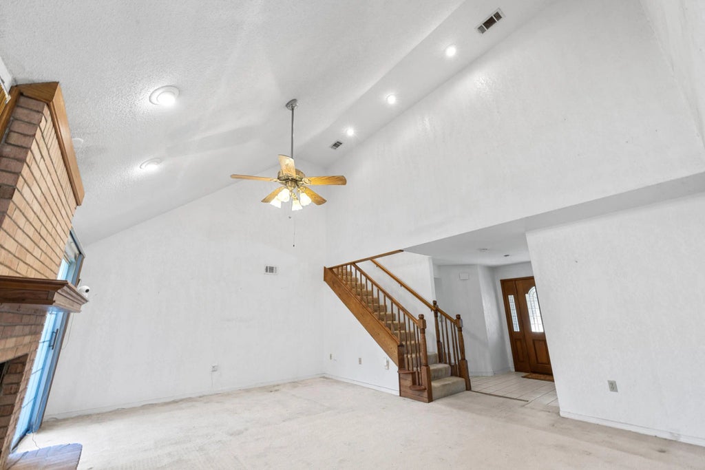 17 of 75 - 305 W Windward Cove, Niceville, FL