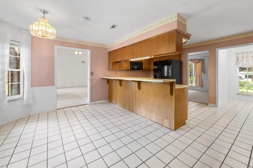 21 of 75 - 305 W Windward Cove, Niceville, FL