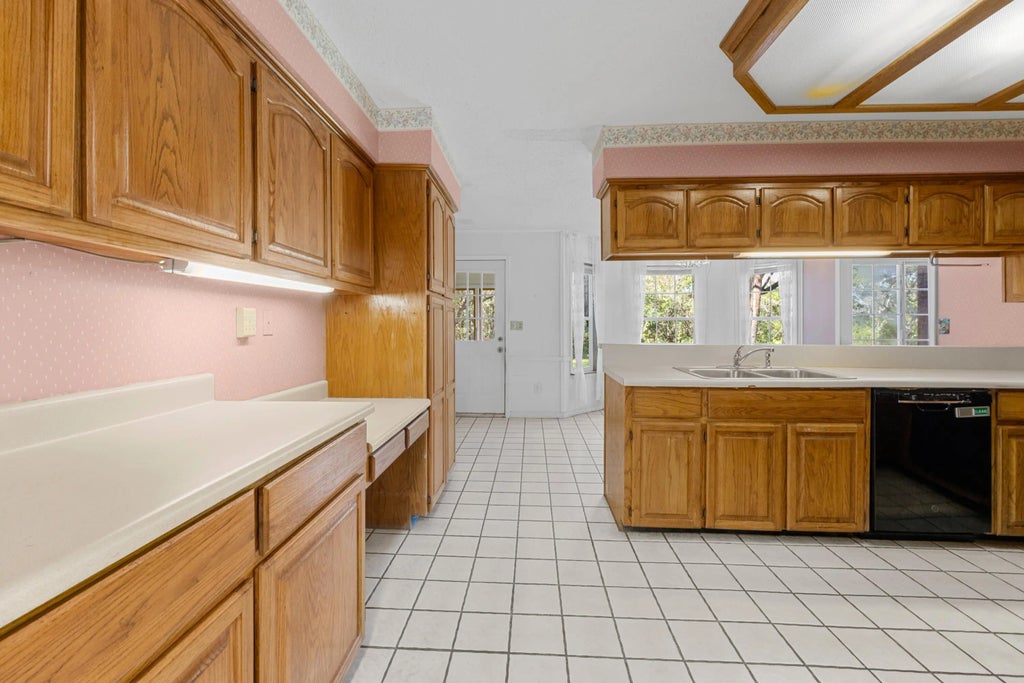 26 of 75 - 305 W Windward Cove, Niceville, FL